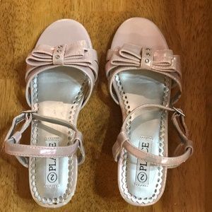 Girls shiny pink dress shoes